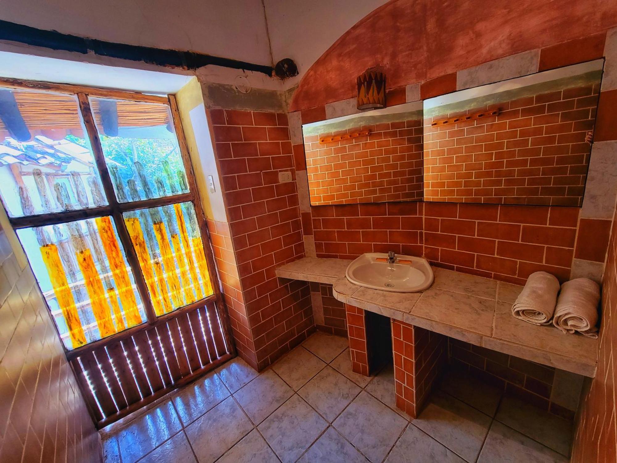 Casa De Campo Retreat Center ウルバンバ エクステリア 写真